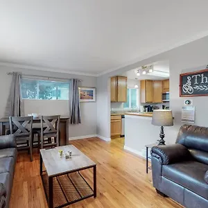 103 Zenobia Upper 2 Bedroom Unit In With 2 King Bed Denver